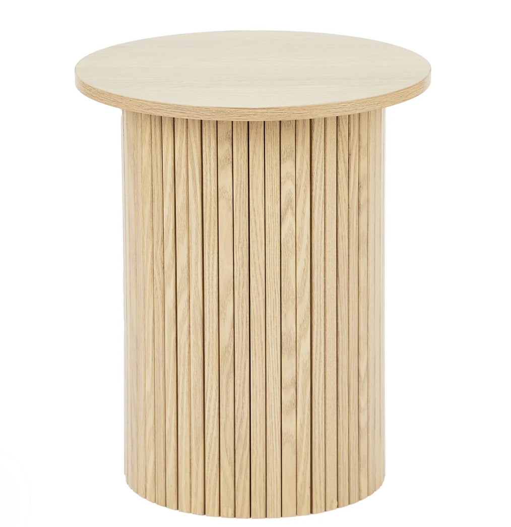 OAKY Fluted Side Table – Natural Oak Accent Table (Modern Japandi Style)