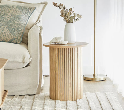 OAKY Fluted Side Table – Natural Oak Accent Table (Modern Japandi Style)